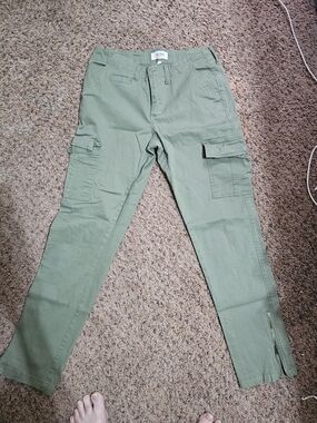 Olive Green utility cargo pants Size 5